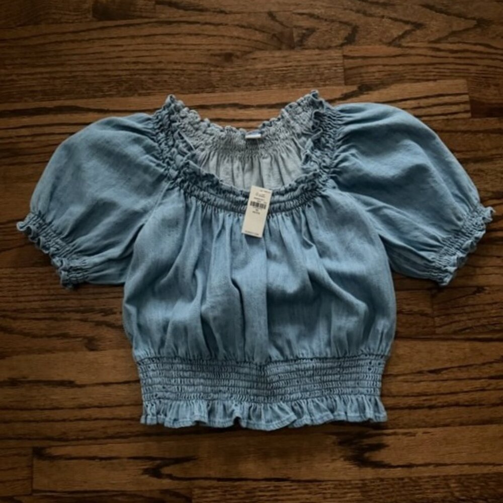 NWT Old Navy Blue Smocked Ruffle Top – Petite XS